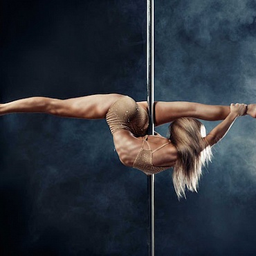 Pole dance